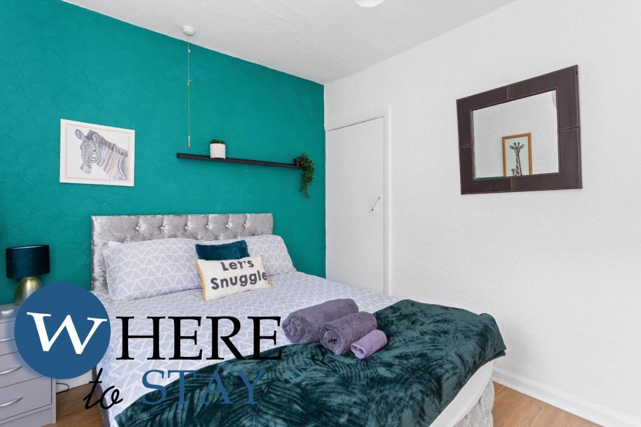 Entire Modern House Center Apartment *